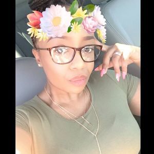 Meet your Posher, Ursula